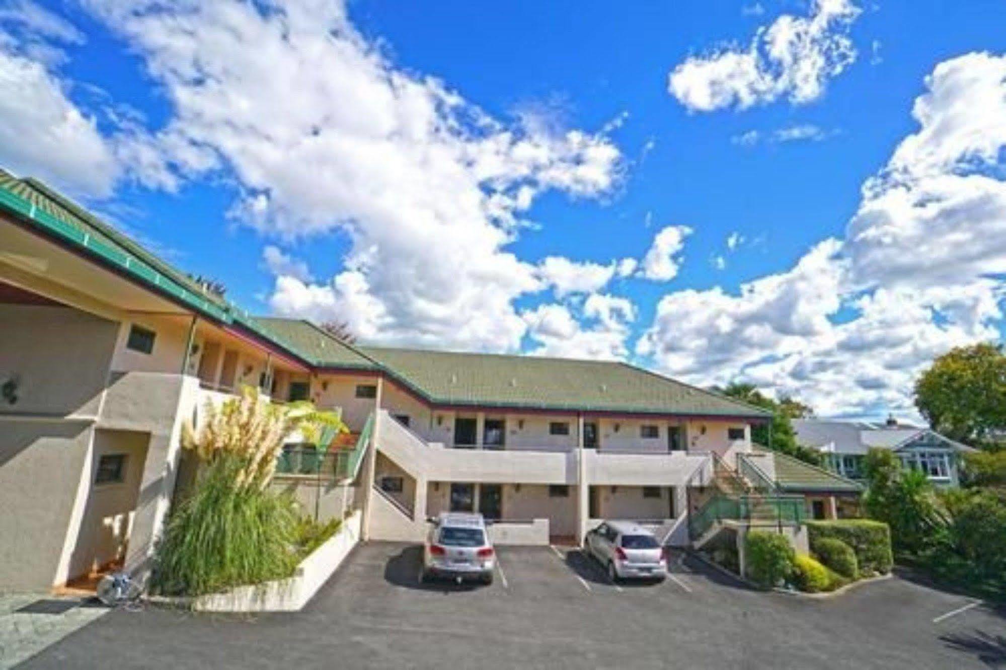 Ashwood Manor Motor Lodge Hamilton Exterior photo